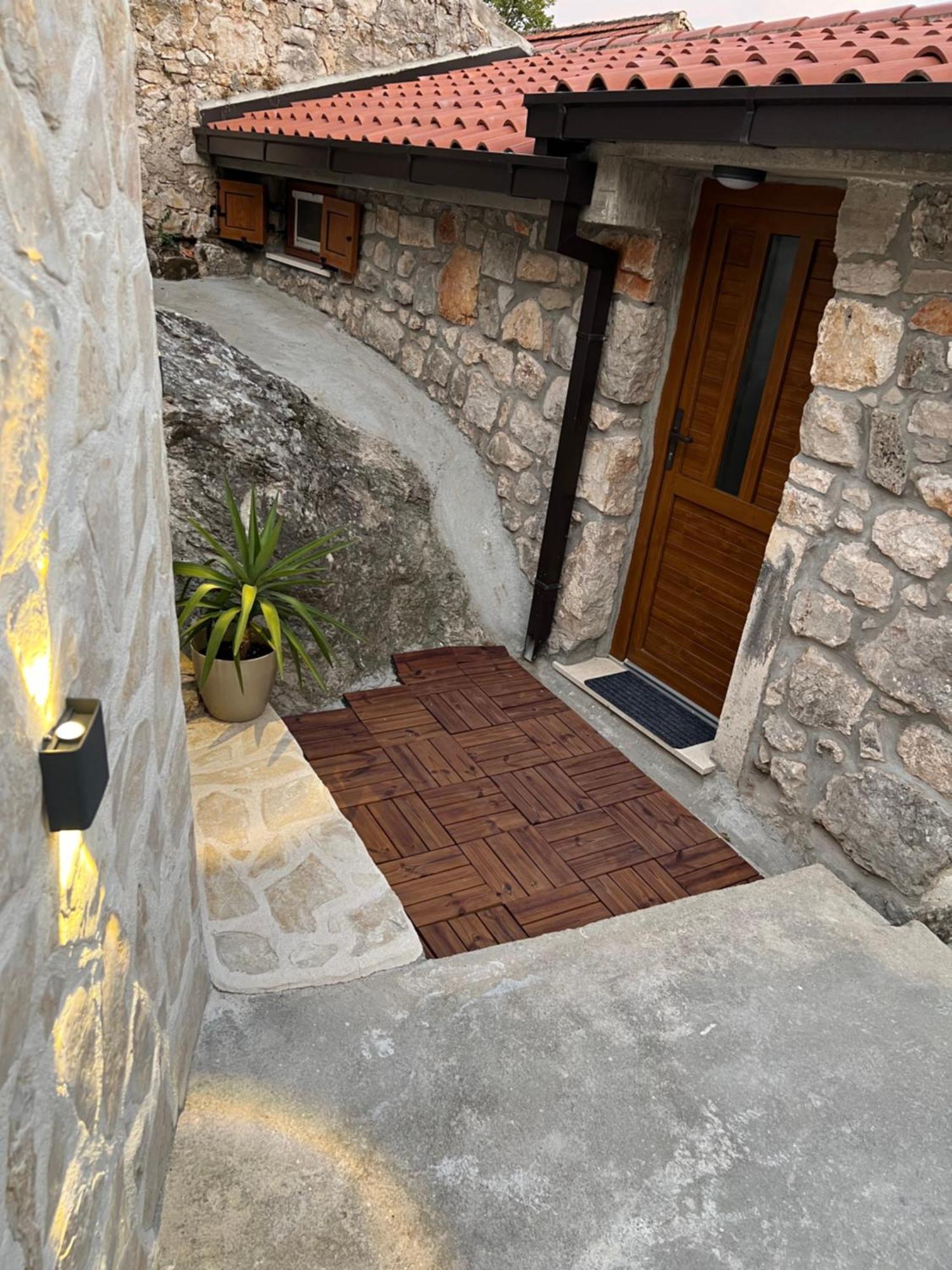 Monte Cristo Wines & Rooms Kuna Pelješka Exterior foto